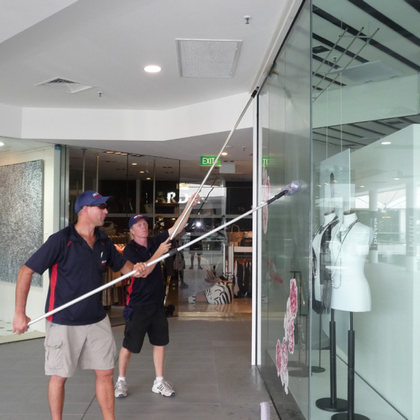 Мойка витрин